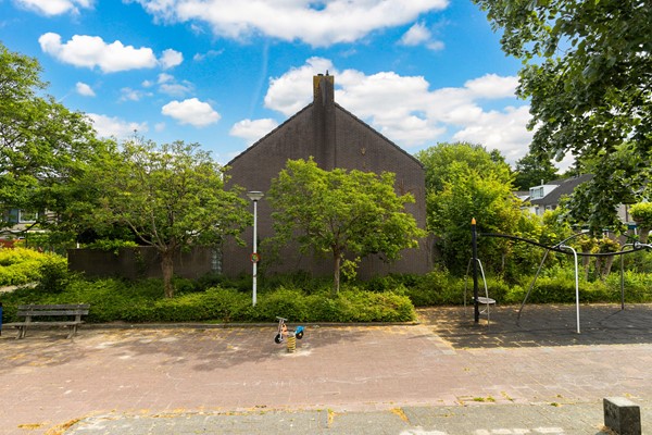 Medium property photo - Domela Nieuwenhuisstraat 14, 3354 AE Papendrecht